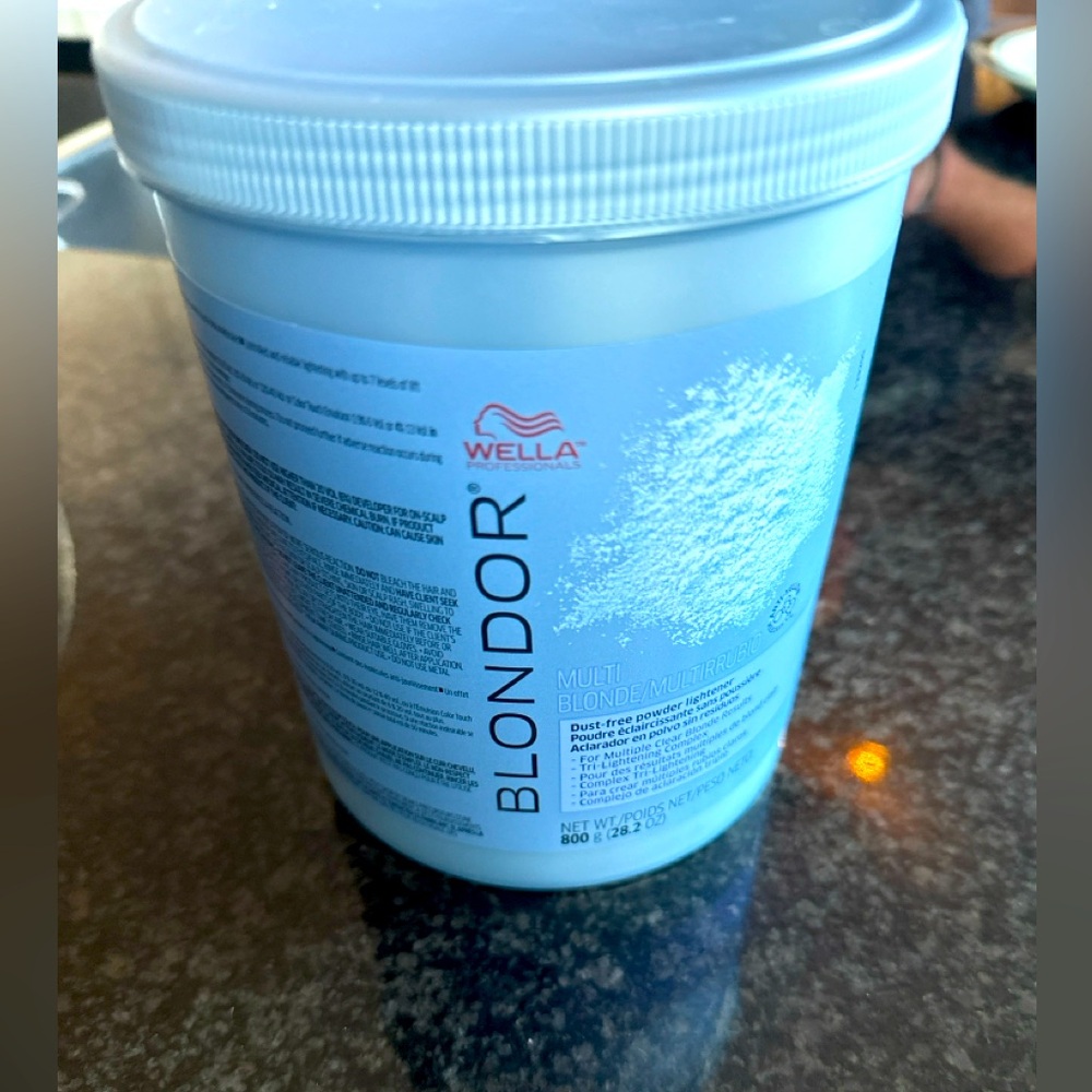 Wella Blondor Multi Blonde Powder Lightener - Light Blue